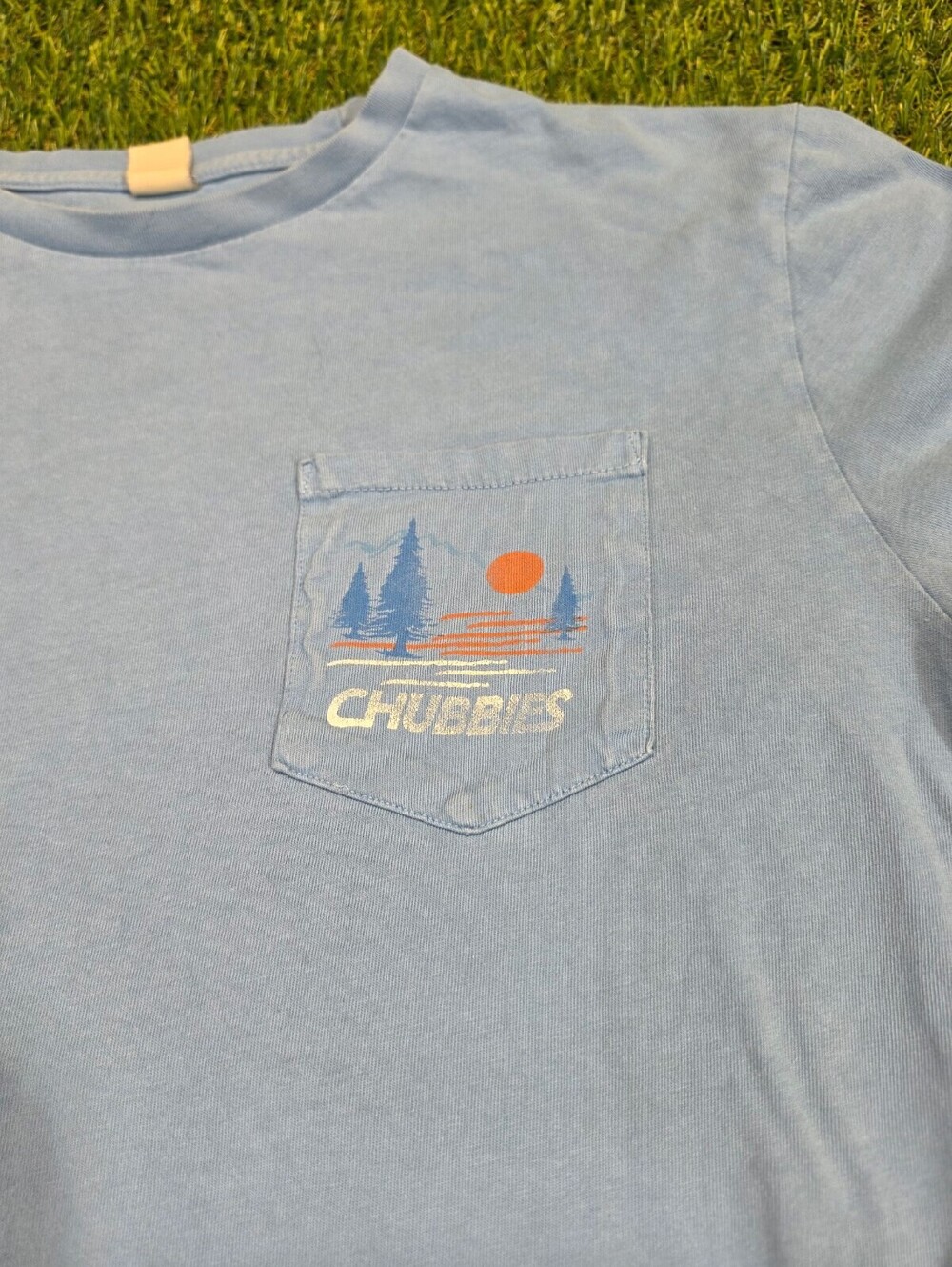 Chubbies Men's Large Light Blue Long Sleeve Cotton T-Shirt with Pocket and Back-